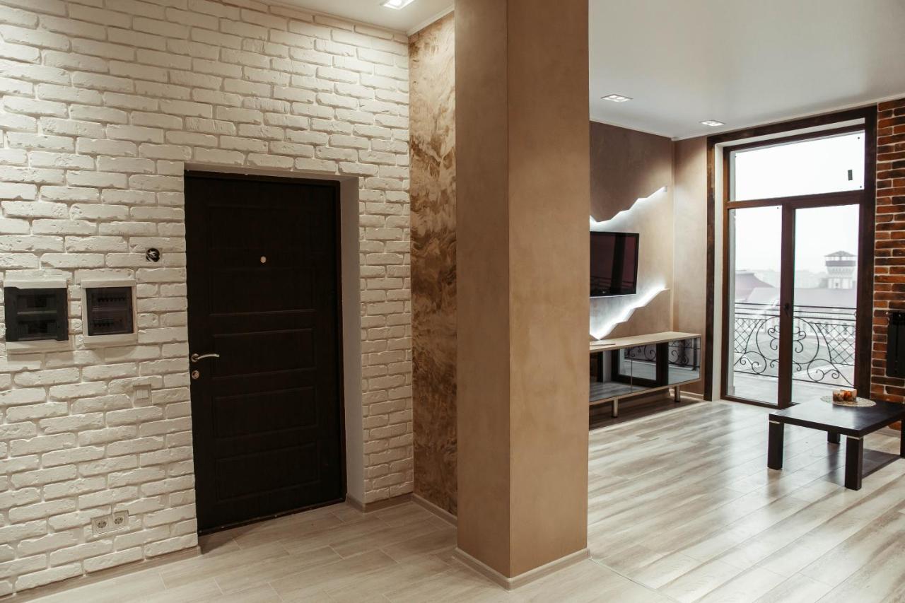 Апартаменты Центр Uman Square Apartment מראה חיצוני תמונה