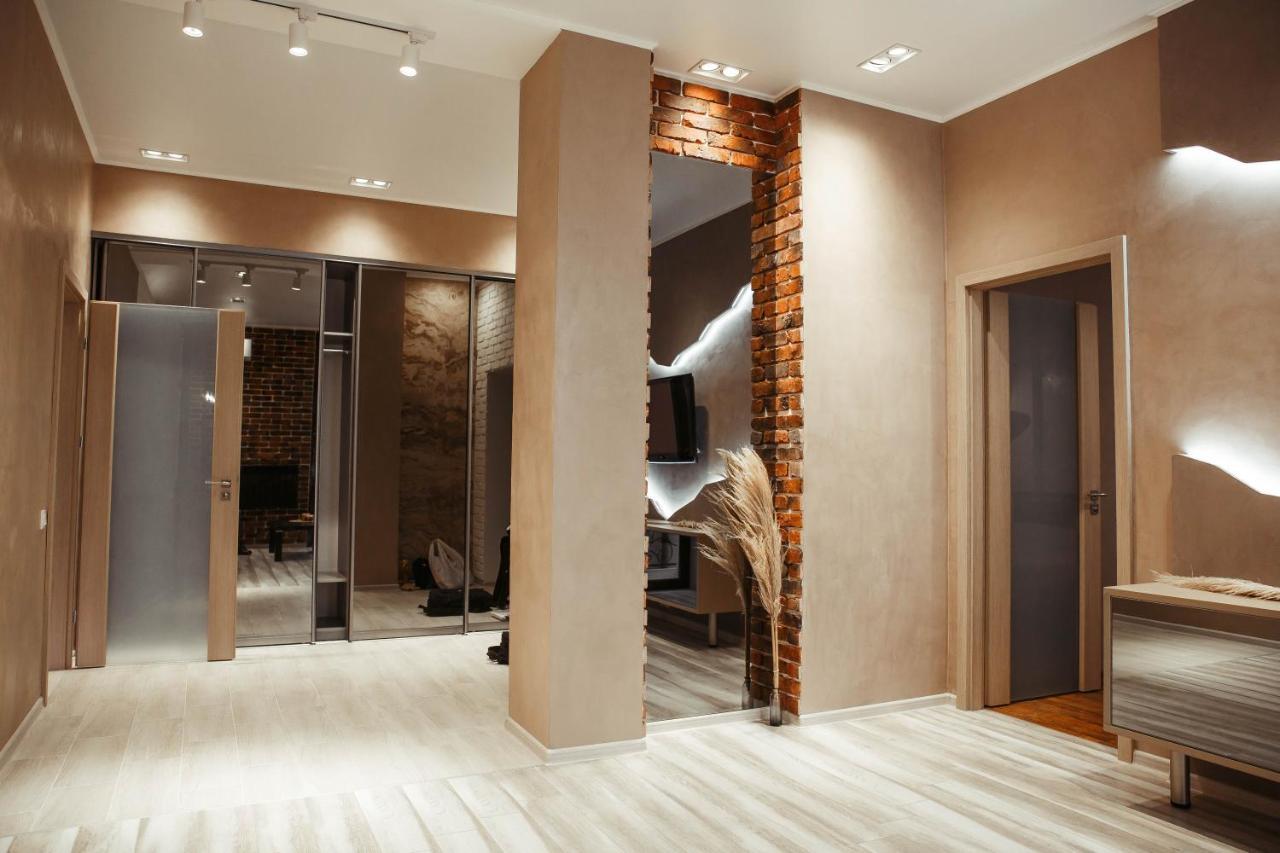 Апартаменты Центр Uman Square Apartment מראה חיצוני תמונה